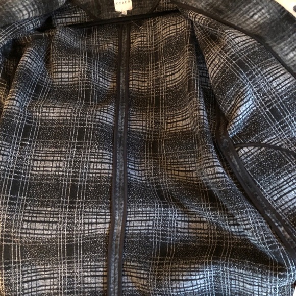 Cyrus black & gray plaid coat - Picture 6 of 7